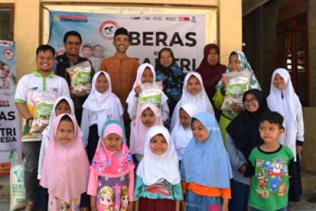 Bantuan Beras Meringankan Beban Santri Dan Pengelola Ponpes
