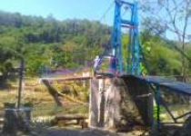 Jembatan Goyang Bintaran Wetan…