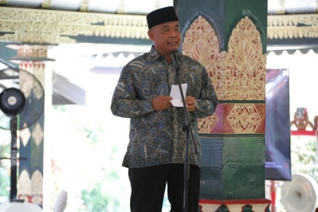 Bupati Sleman Hadiri Purna Bhakti Praja Komitmen Berikan Yang Terbaik Untuk Masyarakat Sleman