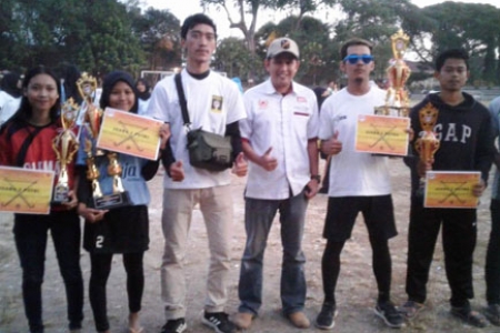 Tim Hoki Kota Yogyakarta Silangkan Gelar Juara 1 Kejurda Hoki Field Senior