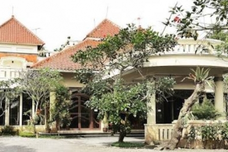 Sambut Tahun Baru 2020 Manajemen Sarasvati Hotel  Gelar Tabuh Gamelan Jawa
