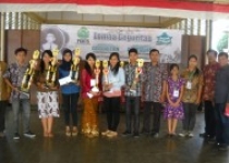 Peraih lomba Lomba Geguritan Tingkat…