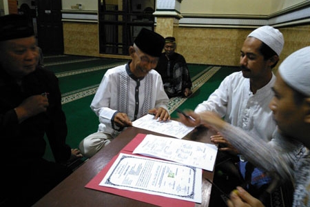 Islam  itu menyejukkan  ‘Martinus Supriyanto dapat gelar babtisan ‘ Kini Memeluk Agama Islam