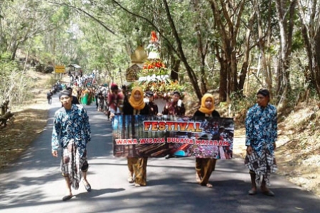 Festival Wana wisata Budaya Mataram 2019 di Beber di Hutan Pinus