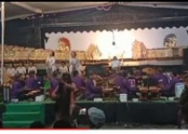 Live pagelaran wayang kulit untuk…