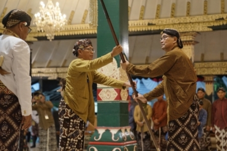 Hari Jadi Sleman Th 2025 Meriah Diawali Keluarnya Pusaka