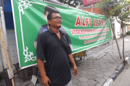 Heli Antoro Pkl "Alfi Letter " Tukang Bikin Prasasti Taat Pajak