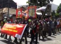 Aliansi Mahasiswa Papua Demo Mendesak…