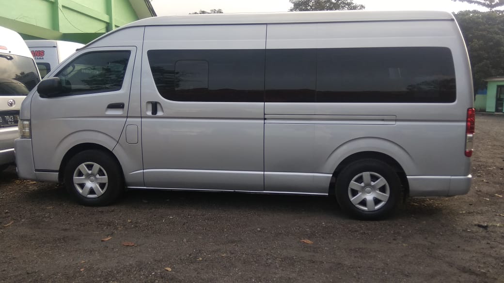 Sewa hiace captain sheat jogja