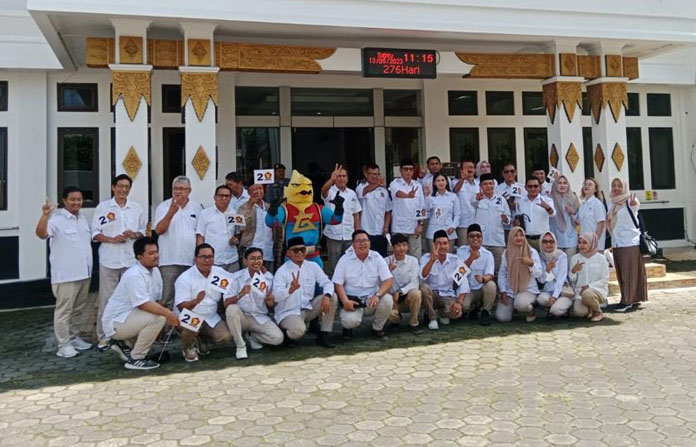 55 Bacaleg Gerindra DIY  Daftar Ke KPU