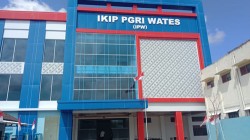 IKIP PGRI Wates Tertua Masih Konsen…