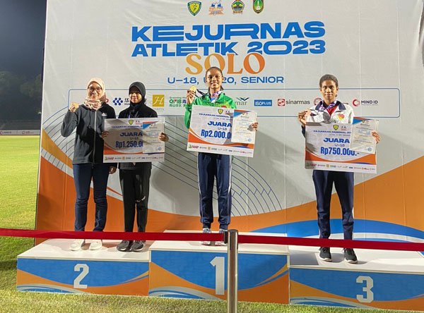  Adinda Ayuningtyas Gunungkidul Hetrick  Di Rekor Nasional 2000 M Steeplechase U-18