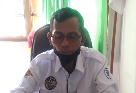 Sugiyanto Lurah Kemejing Semin Gunungkidul Jalan Rusak Banyak di Protes Warga 