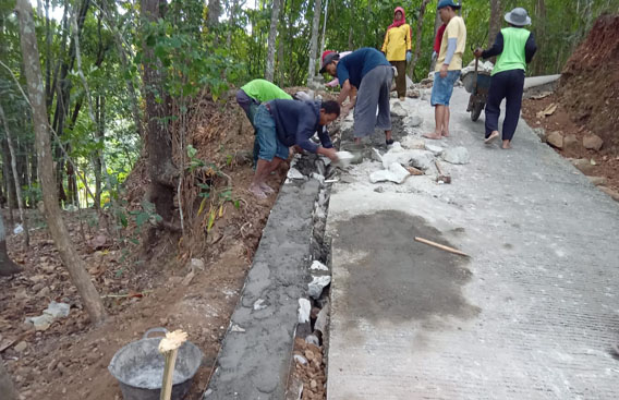 Sejumlah Panewu Bicara ‘Padat Karya Yang Banyak Manfaatnya