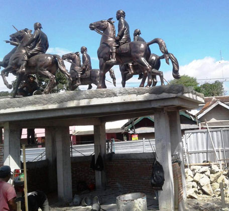 Patung Sultan Agung Titik Nol Imogiri Untuk Pengetahuan Sejarah 