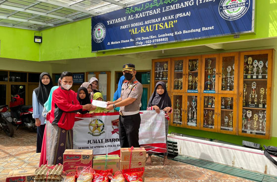 JUM'AT BERKAH DI BULAN SUCI RAMADHAN BERMANFAAT  BAGI MASYARAKAT