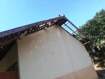Angin Puting Beliung Menerjang SDN Waduk  Sedikitnya  8 Rumah Warga Rusak 