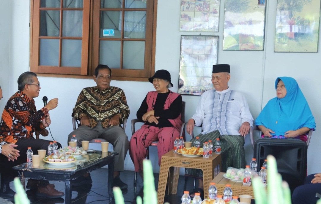 Pemkab Sleman Jalin Silaturahmi dengan Mantan Bupati dan Wakil Bupati Mempererat Hubungan Antar Generasi Kepemimpinan