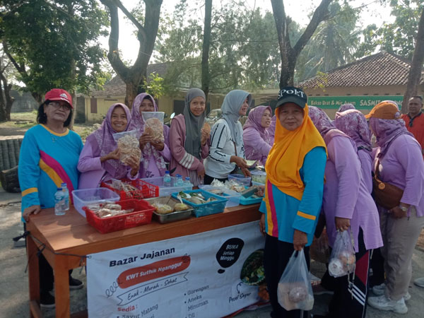 Peringati HUT 76 TH 2025 Sanden Bantul Warga Pajang UMKM 