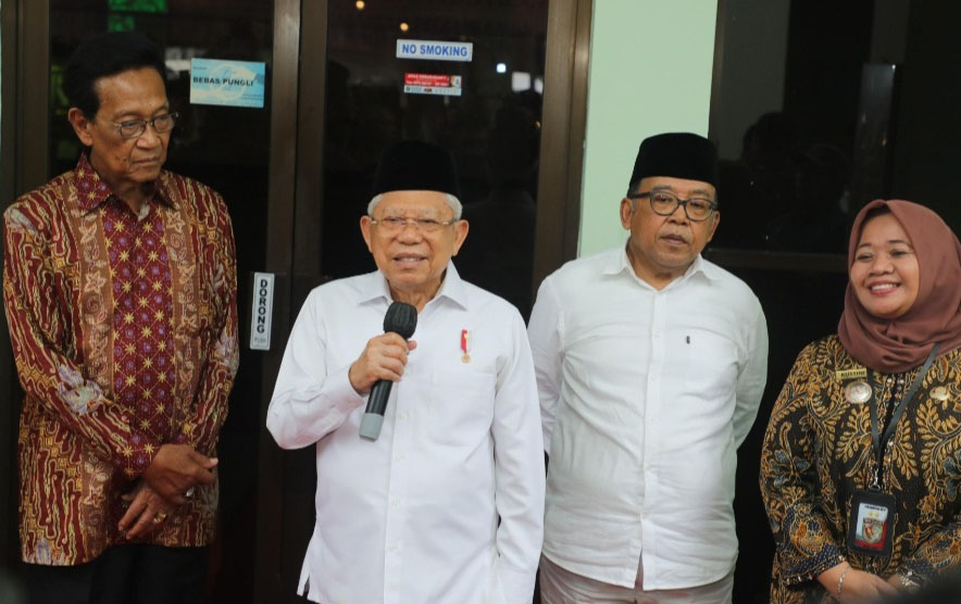 Wapres Melakukan Tinjau Program Penanggulangan Kemiskinan DI Prambanan Sleman 