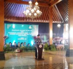 Lulusan Akademi Komunitas Seni…