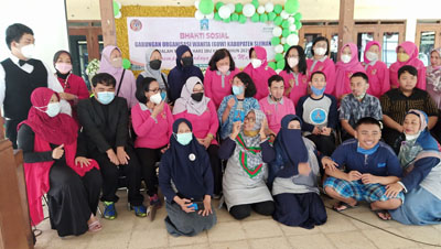 Tim GOW Sleman peringati Hari Ibu  Ke 93 Tahuan 2021 Menyapa Anak dan Bagi Batuan 