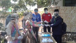 Perhelatan Nikah Bareng Dengan…