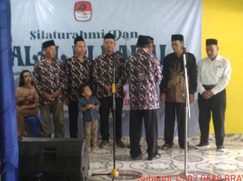   Halal Bihalal Pandu Pajangan Bantul Berikan Tali Asih Kepada Dukuh Purna Tugas