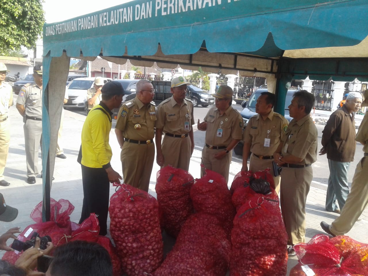 Harga Bawang Merah Bantul Anjlok 8.500 Per Kg 