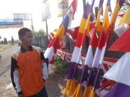 Wuich mantab 2 minggu jualan bendera…