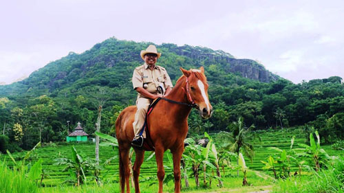 Haryo  Camat  Patuk  Gunungkidul Menggandrungi Destinasi Numpak Jaran 