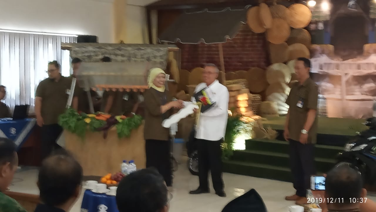 Rezeki Nomplok  Eks Ketua DPRD Bantul Peroleh Hadiah Mobil  Dari BPR 