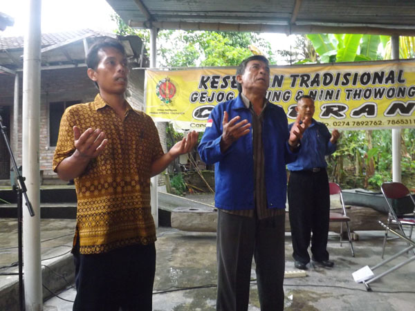 Masa Tenang Calon Dpr Banyak Berdoa