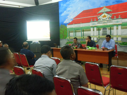 FKY KE  27 DI TAMAN KULINER  CONDONGCATUR