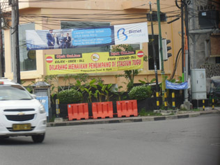 Taksi online Jogja menggurus taksi tradiisional  ? Apa Solusinya ?