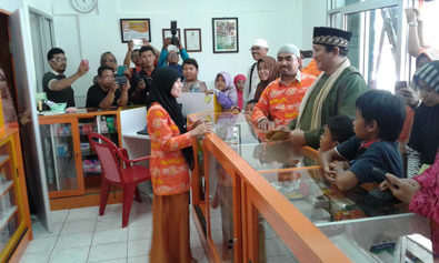  Soft opening apotek 3p berjejaring nasioal dakwah memberi diskon hingga 10 persen