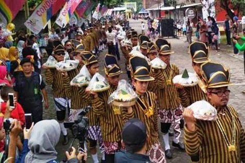 1000 Bregodo Tumpeng  Nusantara Condongcatur Sleman Masuk  Rekor Muri
