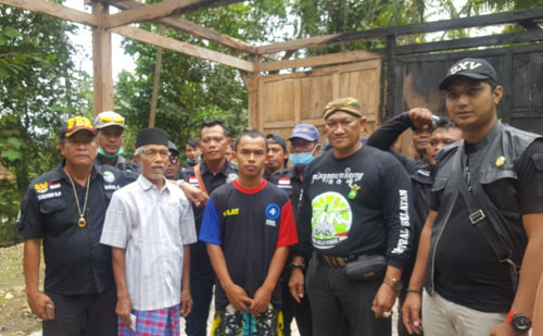 Di Tnggal Pergi Kessawah Rumah Mulyadi  Purwosari Gunungkidul  Ludes Terbakar
