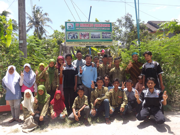 Himatu Srandakan  Santuni Anak  Yatim  dan Gelar  Pengajian Rutin Ahad Pagi 