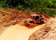Off Roader Menantang ‘Rebutkan…
