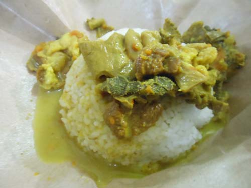  Serunya Berbuka Dengan Gulai Kambing di Masjid Gedhe Kauman
