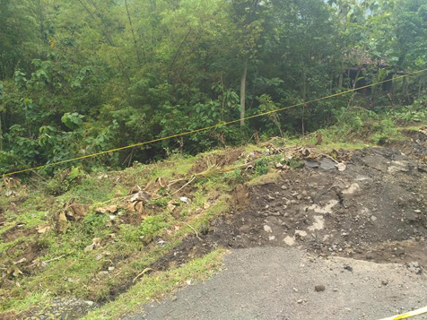 Kapan Jalan Ambles Di Dusun Jono, Tancep, DPU Memperbaiki ?