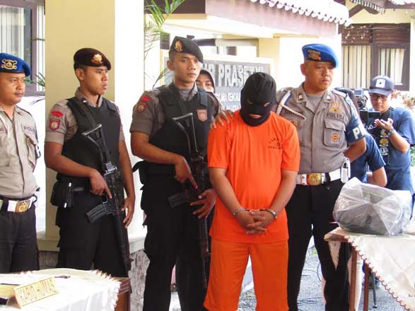 POLDA  DIY UNGKAP  KASUS PELAKU PENEMBAKAN,PENYAYATAN DAN PEMBUNUHAN