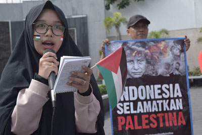 Aksi Long March For Palestina 50 % Warga Gaza Kesandung Kemiskinan ‘Kita Harus Bagaimana ?