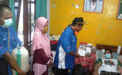 Yogya Fiat Club Bantu Dwi Purwanto Naker PLN Yang Tersetrum dan Diamputasi 