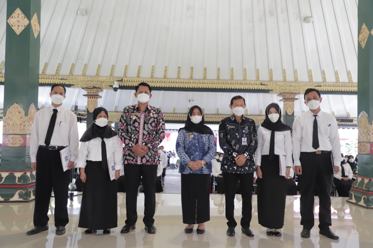 733 SK PPPK DI TERIMA GURU DI LINGKUP PEMKAB SLEMAN