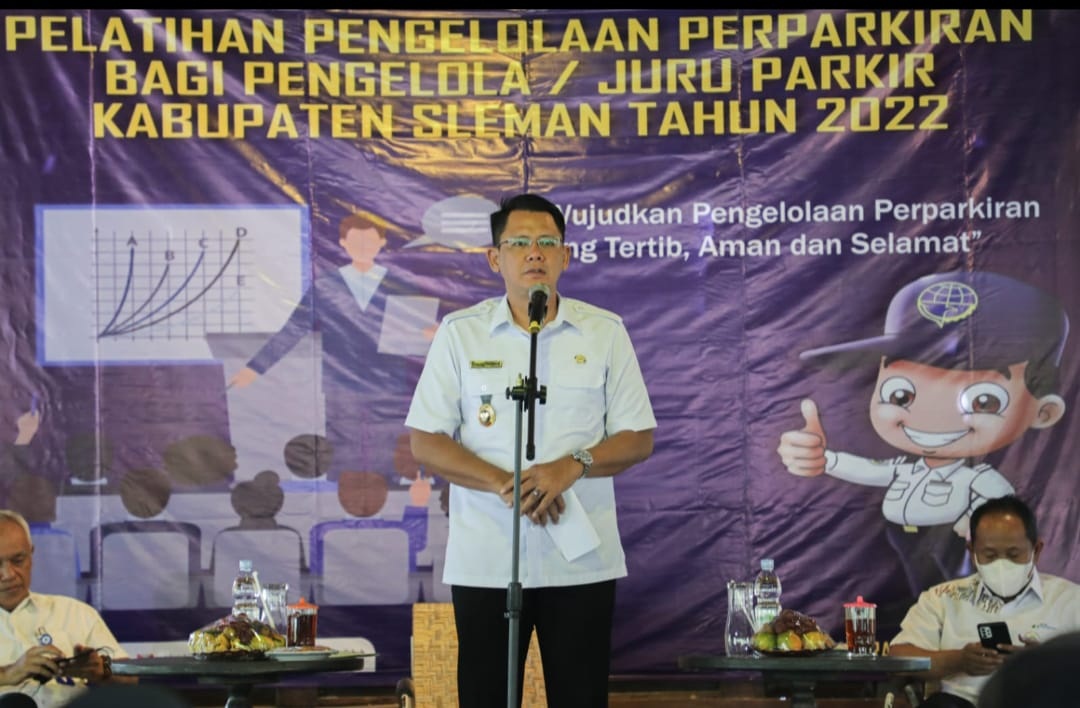 Pemkab Sleman Berikan Pelatihan Kepada Para Pengelola Parkir Kendaraan