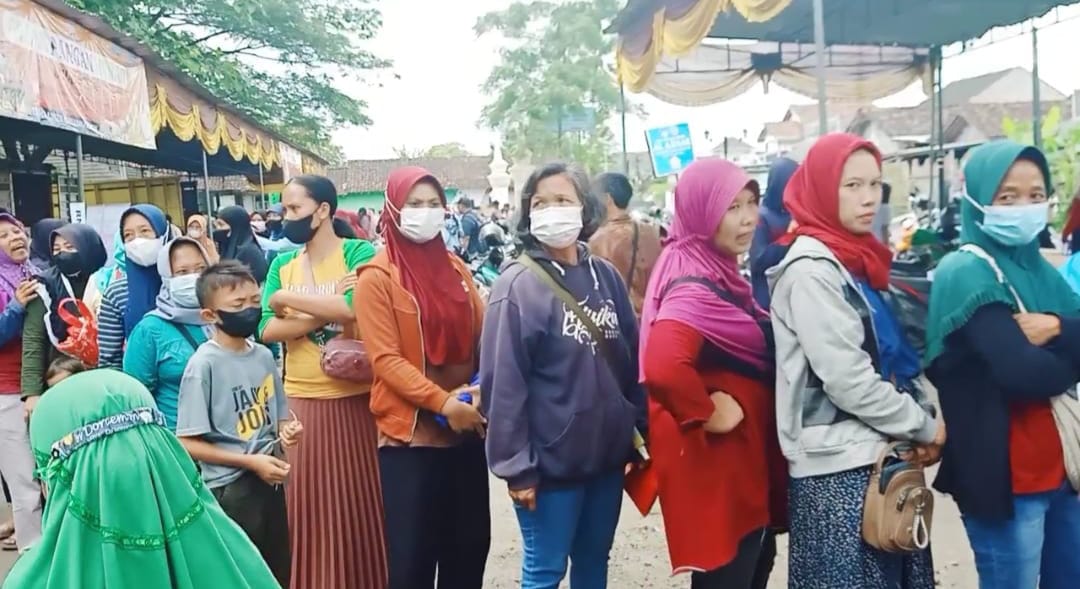 Kendalikan Kenaikan Harga Bahan Pokok Jelang Nataru, Pemkab Sleman Gelar Pasar Murah