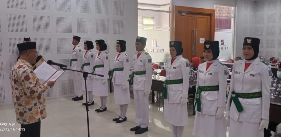 BPIP KUKUHKAN 10 PELAJAR PURNA PASKIBRAKA SLEMAN JADI DUTA PANCASILA