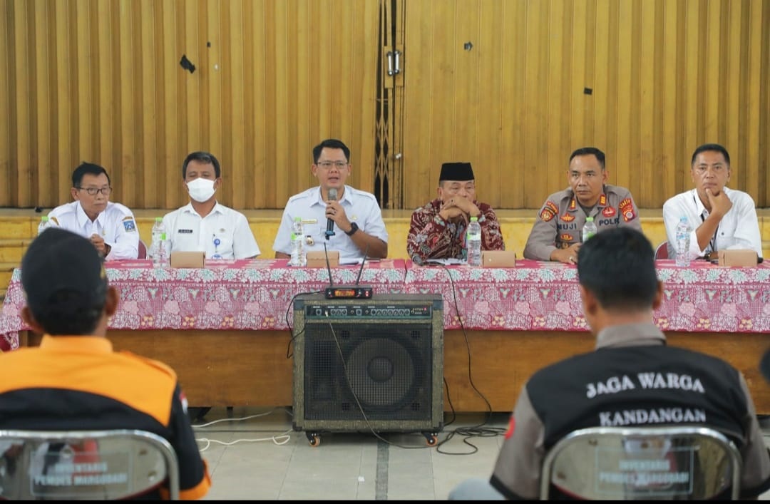 KELOMPOK JAGA WARGA JADI MITRA KERJA PEMKAB DUKUNG KEAMANAN PEMILU 2024